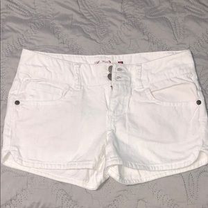Women’s white denim shorts